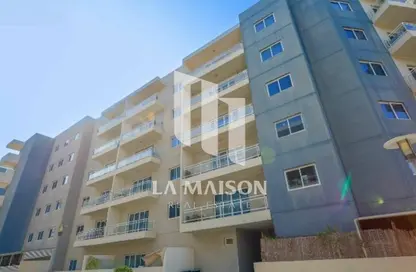 Apartment - 2 Bedrooms - 3 Bathrooms for sale in Tower 22 - Al Reef Downtown - Al Reef - Abu Dhabi