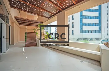 طابق كامل - استوديو للايجار في يونايتد سكوير - الخالدية - أبوظبي