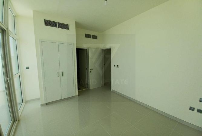 15621801 - Property Image 2