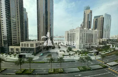 صورة لـ مبنى خارجي شقة - 2 غرف نوم - 2 حمامات للبيع في A كريك سايد 18 - حدائق الإمارات 1 - ميناء خور دبي (ذا لاجونز) - دبي ، صورة رقم 1