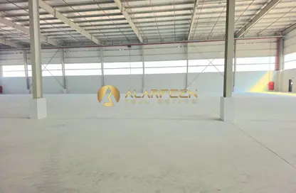 Warehouse - Studio - 4 Bathrooms for rent in Saih Shuaib 4 - Dubai Industrial City - Dubai