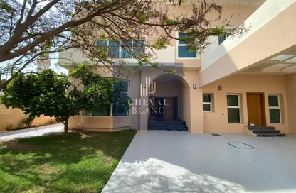 Villa - 5 Bedrooms - 6 Bathrooms for rent in Jumeirah 3 Villas - Jumeirah 3 - Jumeirah - Dubai