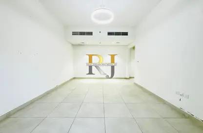 Apartment - 2 Bedrooms - 3 Bathrooms for rent in Mankhool Building - Mankhool - Bur Dubai - Dubai