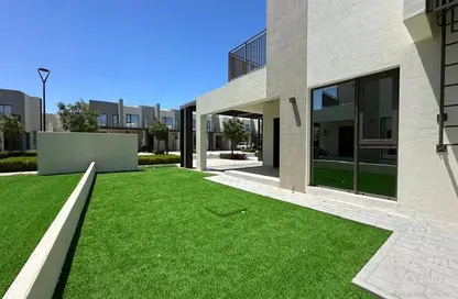 Villa - 4 Bedrooms - 4 Bathrooms for sale in Parkside 3 - EMAAR South - Dubai South (Dubai World Central) - Dubai