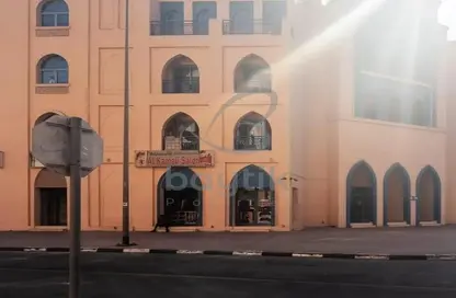 متجر - استوديو - 1 حمام للايجار في إم05 - طراز فارسي - المدينة الدولية - دبي