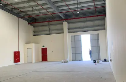 Warehouse - Studio - 1 Bathroom for rent in Umm Al Thuoob - Umm Al Quwain