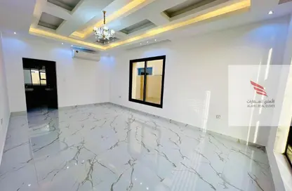Apartment - 5 Bedrooms - 6 Bathrooms for rent in Uptown Al Zahia - Al Zahia - Muwaileh Commercial - Sharjah