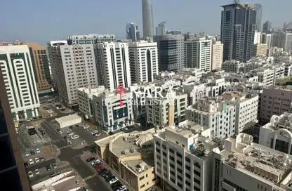 Apartment - 2 Bedrooms - 3 Bathrooms for rent in Al Heel Tower - Mubarak Bin Mohammed Street - Al Khalidiya - Abu Dhabi