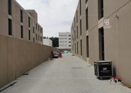 سكن الموظفين - 8 حمامات للكراء في مجمع دبي للإستثمار - دبي