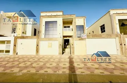 Villa - 5 Bedrooms - 7 Bathrooms for sale in Al Yasmeen 1 - Al Yasmeen - Ajman