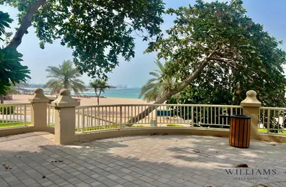 Apartment - 2 Bedrooms - 3 Bathrooms for rent in Al Dabas - Shoreline Apartments - Palm Jumeirah - Dubai