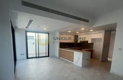 Kitchen image for: Townhouse - 3 Bedrooms - 4 Bathrooms for rent in La Rosa 3 - Villanova - Dubai Land - Dubai, Image 1