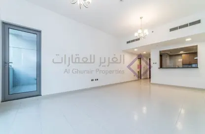 Apartment - 2 Bedrooms - 3 Bathrooms for rent in Al Muraqqabat - Deira - Dubai