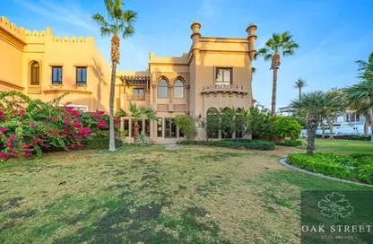 Villa - 4 Bedrooms - 5 Bathrooms for rent in Canal Cove Frond J - Canal Cove Villas - Palm Jumeirah - Dubai