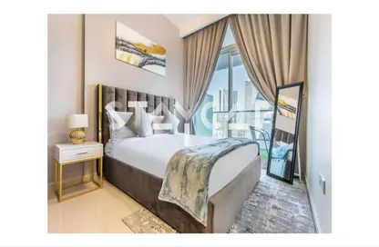 Room / Bedroom image for: Apartment - 1 Bedroom - 2 Bathrooms for rent in Vera Residences - Business Bay - Dubai, Image 1
