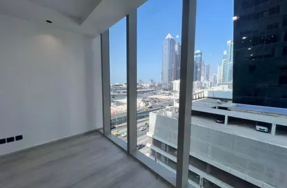 Office Space - Studio - 1 Bathroom for rent in The Prism - Business Bay - Dubai