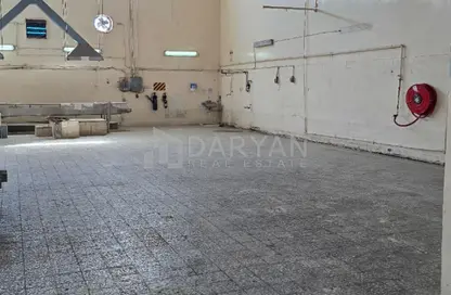Warehouse - Studio for rent in Al Quoz 1 - Al Quoz - Dubai