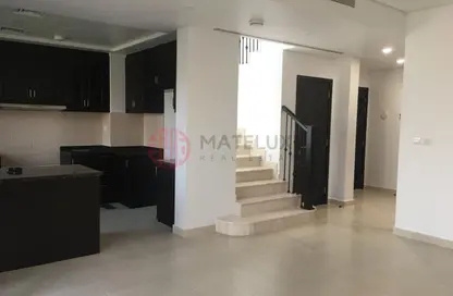 Villa - 2 Bedrooms - 3 Bathrooms for rent in Casa Dora - Serena - Dubai Land - Dubai