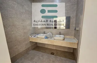 فيلا - 5 غرف نوم - 6 حمامات للايجار في مدينة شخبوط - أبوظبي