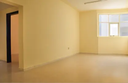 Apartment - 2 Bedrooms - 2 Bathrooms for rent in Corniche Al Fujairah - Fujairah