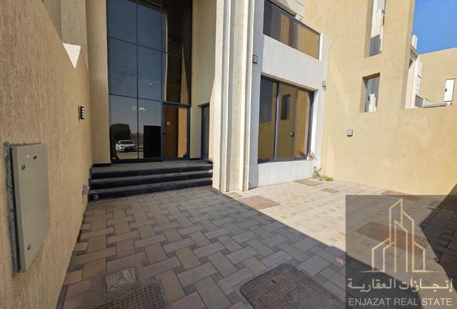 15786401 - Property Main Image