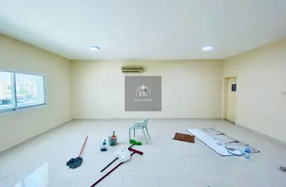 شقة - 3 غرف نوم - 3 حمامات للايجار في الزعفران - الخبيصي - العين