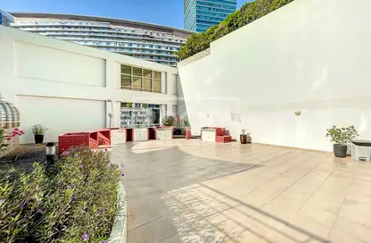 Apartment - Studio - 1 Bathroom for rent in Park Central - Business Bay - Dubai