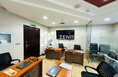 Office Space - Studio - 1 Bathroom for rent in Park Lane Tower - Business Bay - Dubai