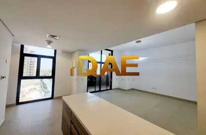 Apartment - 1 Bedroom - 2 Bathrooms for sale in Iris Amber - Culture Village - Dubai