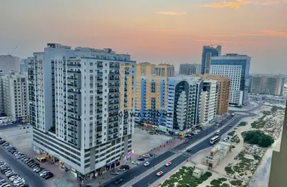 شقة - 2 غرف نوم - 3 حمامات للايجار في برج صحارى 3 - مجمع صحارى - النهدة - الشارقة شقة - 2 غرف نوم - 3 حمامات للايجار في برج صحارى 3 - مجمع صحارى - النهدة - الشارقة