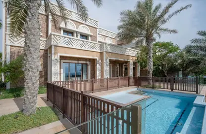 Villa - 5 Bedrooms - 6 Bathrooms for rent in Balqis Residence - Kingdom of Sheba - Palm Jumeirah - Dubai