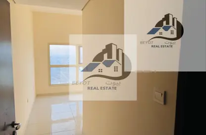 شقة - 2 غرف نوم - 2 حمامات للبيع في برج بحيرة الإمارات 2 - أبراج بحيرة الإمارات - مدينة الإمارات - عجمان