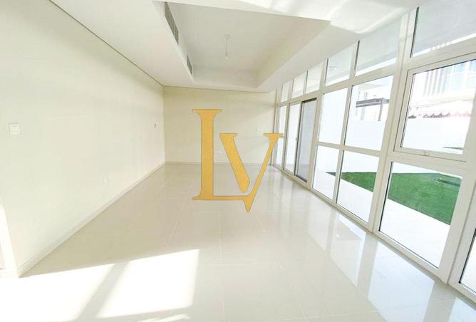 15316000 - Property Image 3