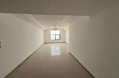 Apartment - 3 Bedrooms - 3 Bathrooms for rent in Gulfa Towers - Al Rashidiya 1 - Al Rashidiya - Ajman