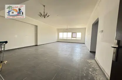 Apartment - 2 Bedrooms - 2 Bathrooms for rent in Rawan Building - Al Naimiya - Al Nuaimiya - Ajman