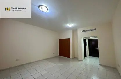 Apartment - Studio - 1 Bathroom for rent in U20 - Italy Cluster - International City - Dubai