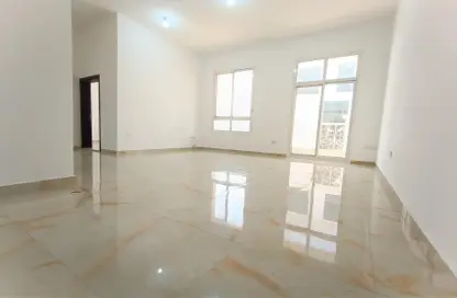 شقة - 2 غرف نوم - 2 حمامات للايجار في 24 فلل محمد - مدينة محمد بن زايد - أبوظبي
