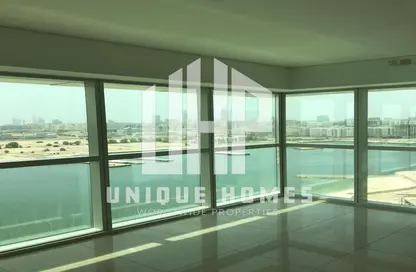 Empty Room image for: Apartment - 2 Bedrooms - 3 Bathrooms for sale in RAK Tower - Marina Square - Al Reem Island - Abu Dhabi, Image 1