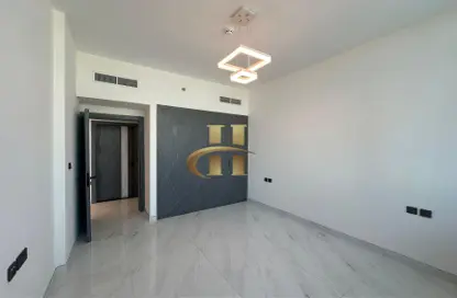 Apartment - 2 Bedrooms - 2 Bathrooms for sale in Samana Park Views - Arjan - Dubai