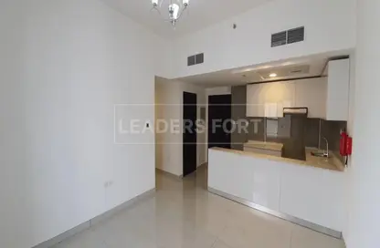 شقة - 2 غرف نوم - 3 حمامات للايجار في اكويتي ريسيدنس - الفرجان - دبي