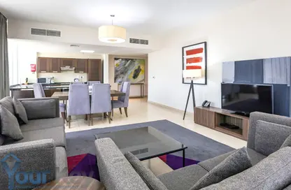 شقة - 2 غرف نوم - 3 حمامات للايجار في برج نسيمه - شارع الشيخ زايد - دبي