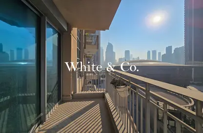 Apartment - 2 Bedrooms - 2 Bathrooms for sale in Standpoint Tower 1 - Standpoint Towers - Downtown Dubai - Dubai