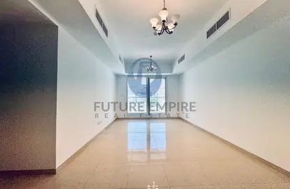 Apartment - 2 Bedrooms - 3 Bathrooms for rent in Umm Suqeim 2 - Umm Suqeim - Dubai