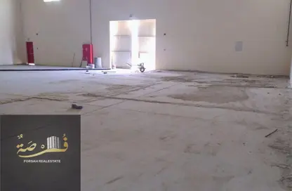 مستودع - استوديو - 1 حمام للايجار في أم الثعوب - أم القيوين