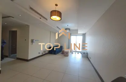 Apartment - 1 Bedroom - 2 Bathrooms for rent in Beach Resident 1 - Jumeirah 1 - Jumeirah - Dubai