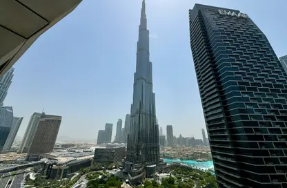 Apartment - 3 Bedrooms - 4 Bathrooms for rent in Burj Khalifa Area - Downtown Dubai - Dubai