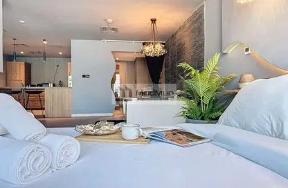 Apartment - 1 Bedroom - 1 Bathroom for sale in Hub Canal 1 - Hub-Golf Towers - Dubai Sports City - Dubai