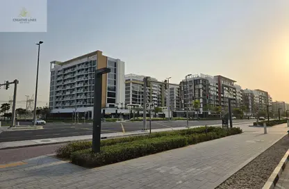 Shop - Studio - 1 Bathroom for rent in AZIZI Riviera - Meydan One - Meydan - Dubai