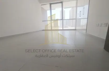 Empty Room image for: Apartment - 3 Bedrooms - 4 Bathrooms for rent in Najmat Abu Dhabi - Al Reem Island - Abu Dhabi, Image 1