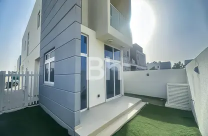 Villa - 3 Bedrooms - 5 Bathrooms for sale in Madinat Hind - Mulberry - Damac Hills 2 - Dubai